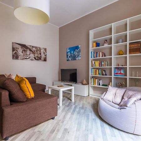 Napoli Heartbeat By Napoliapartments Buitenkant foto