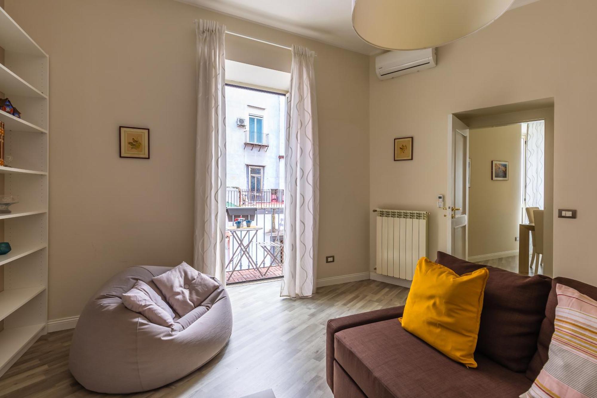 Napoli Heartbeat By Napoliapartments Buitenkant foto